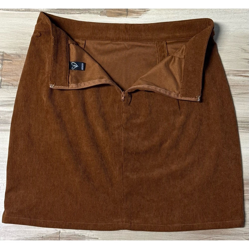 Windsor Corduroy High-Rise Mini Skirt w/ Side Slit Brown Size L - Picture 6 of 6